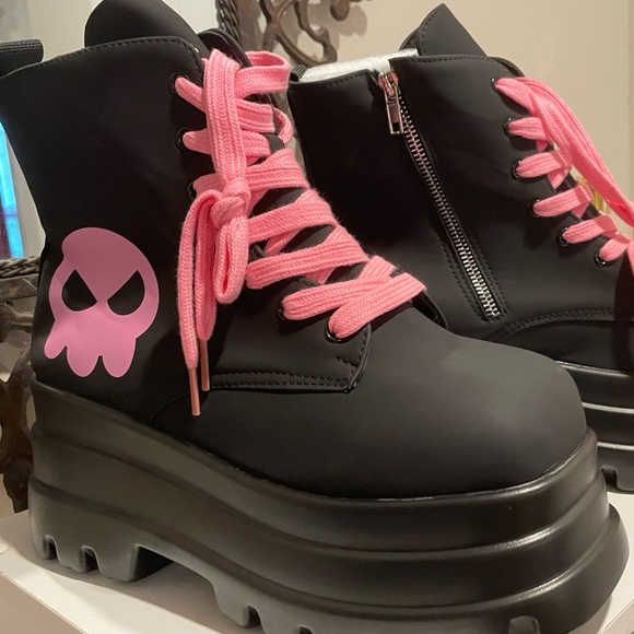 ๐ Platform Ankle Boots - Skull Print - Lace Up - Punk - Square Toe Short Boots - Picture 5 of 17